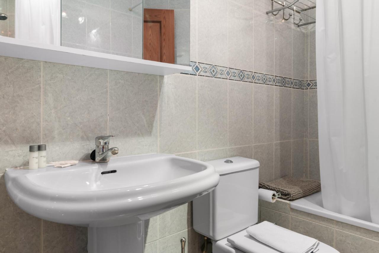 Marysol Beachclose Apartment With Pool By Costarentals - Ref 200 Беналмадена Екстериор снимка